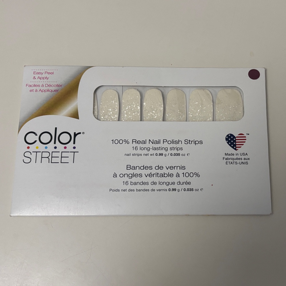 Color Street Glittering Ivory Nail Strips
